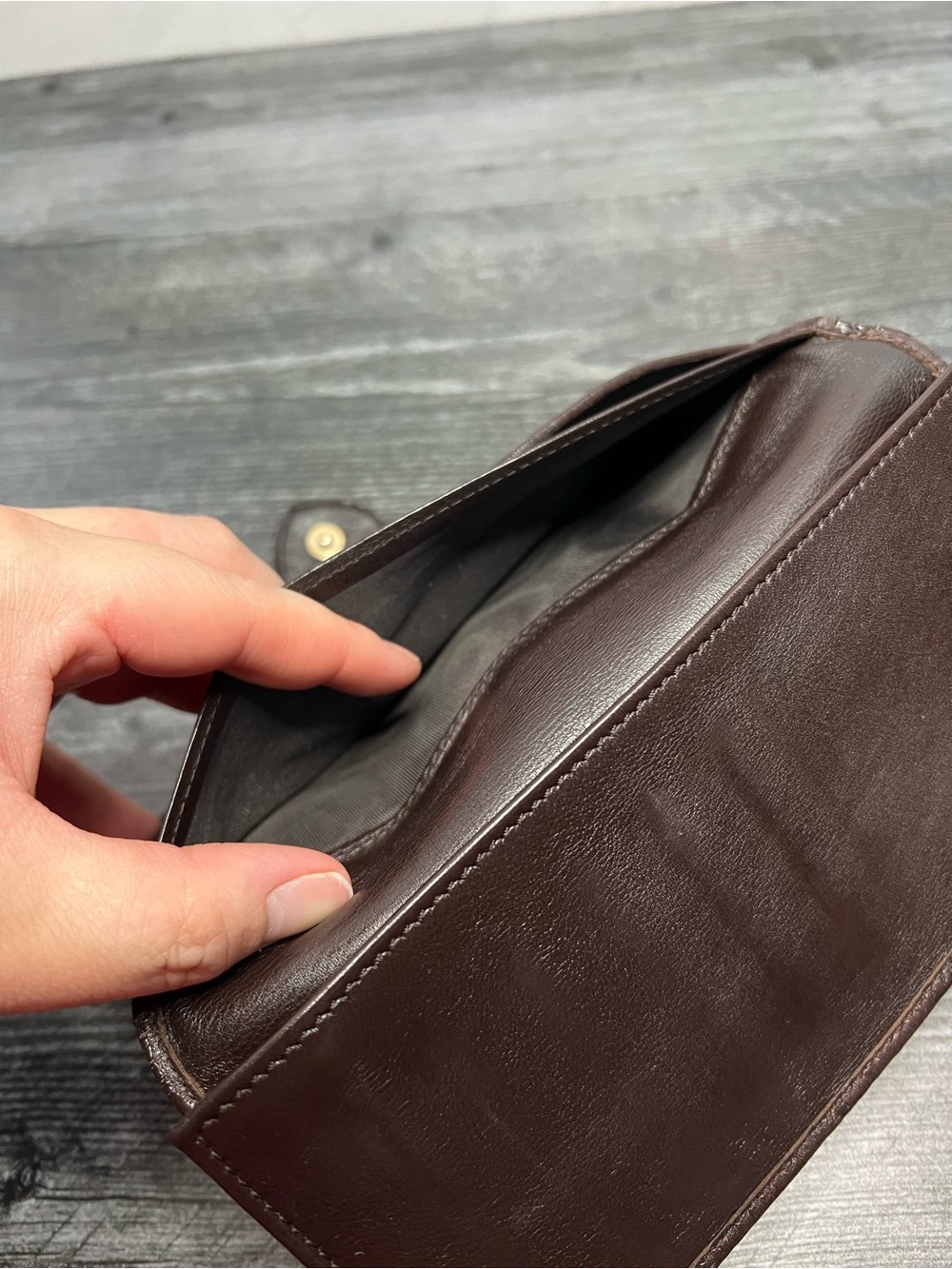 Authentic Gucci Chocolate Brown GUCCISSIMA  Wallet with Heart - Picture 7 of 13